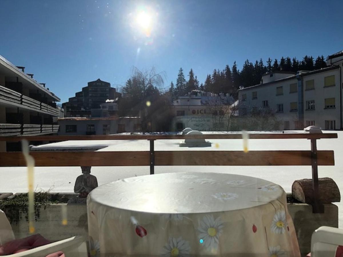 Plein Coeur De Montana Avec Parking Au Pied Du Ski-Lift! Lägenhet Crans-Montana Exteriör bild